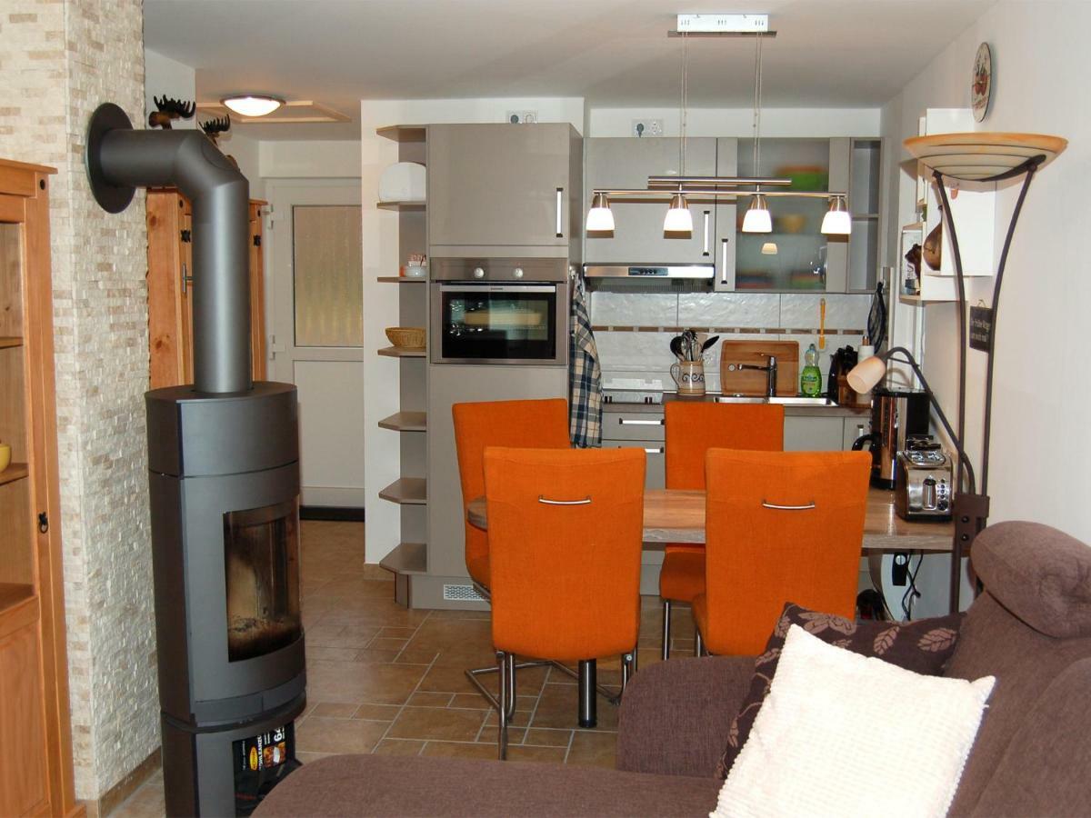 Neukalen Ferienhaus H.Winkler מראה חיצוני תמונה